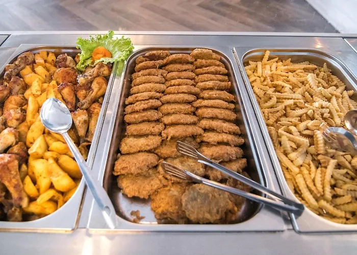 хотел панорама Hotell 2*